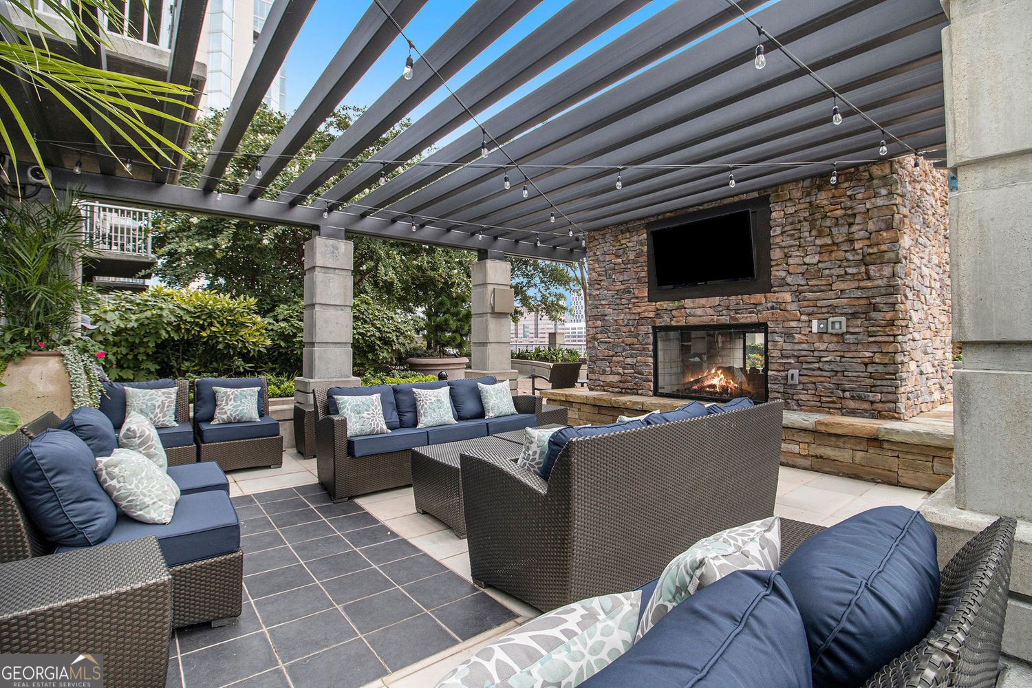855 Peachtree Street NE # 2002
