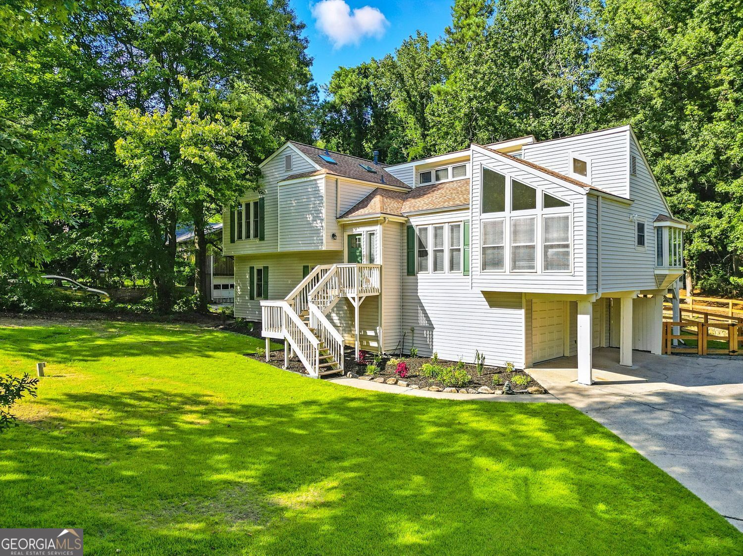 3559 Sawmill Terrace