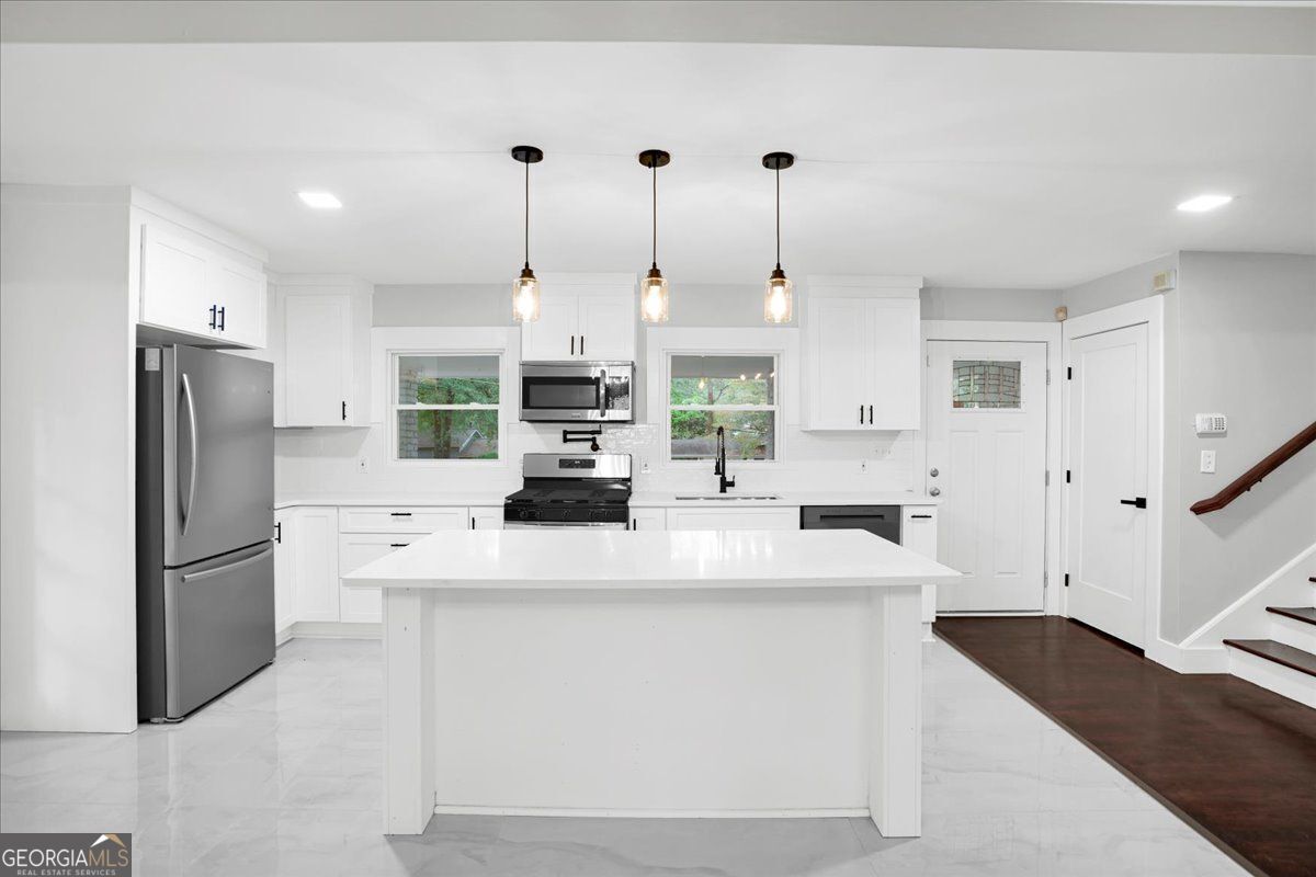 2271 Cresta Drive, Decatur