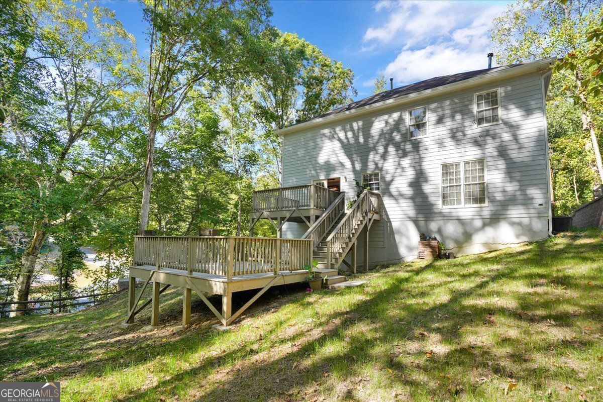3778 Rivaridge Drive, Marietta