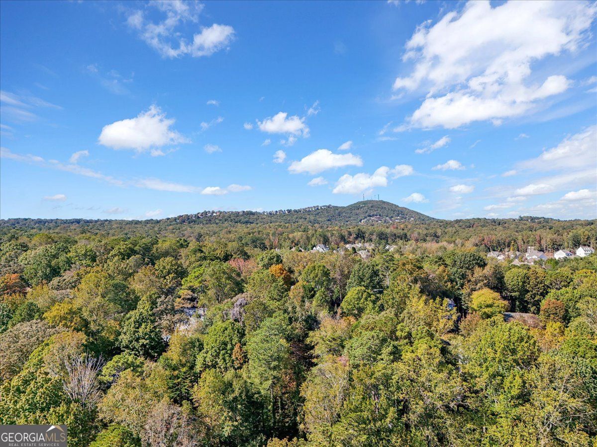 3778 Rivaridge Drive, Marietta