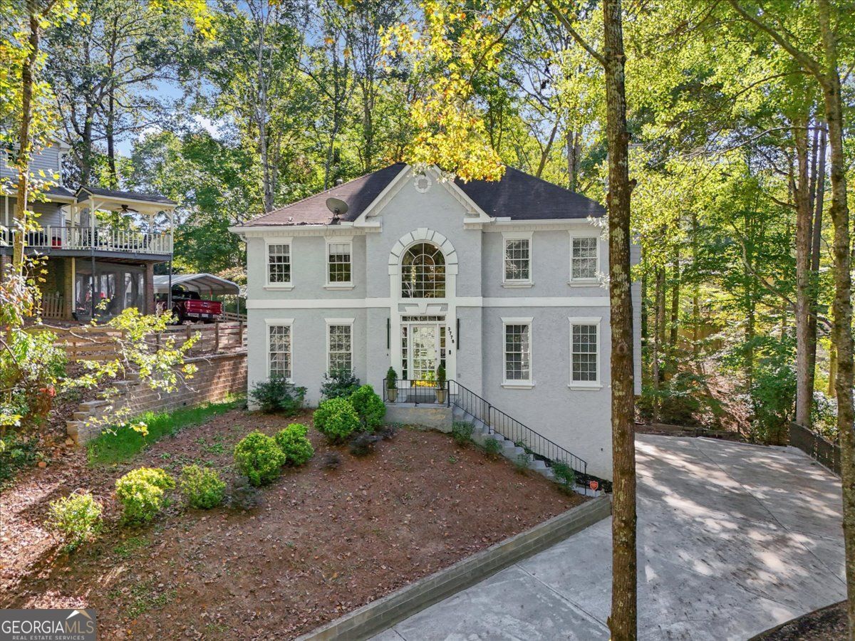 3778 Rivaridge Drive, Marietta