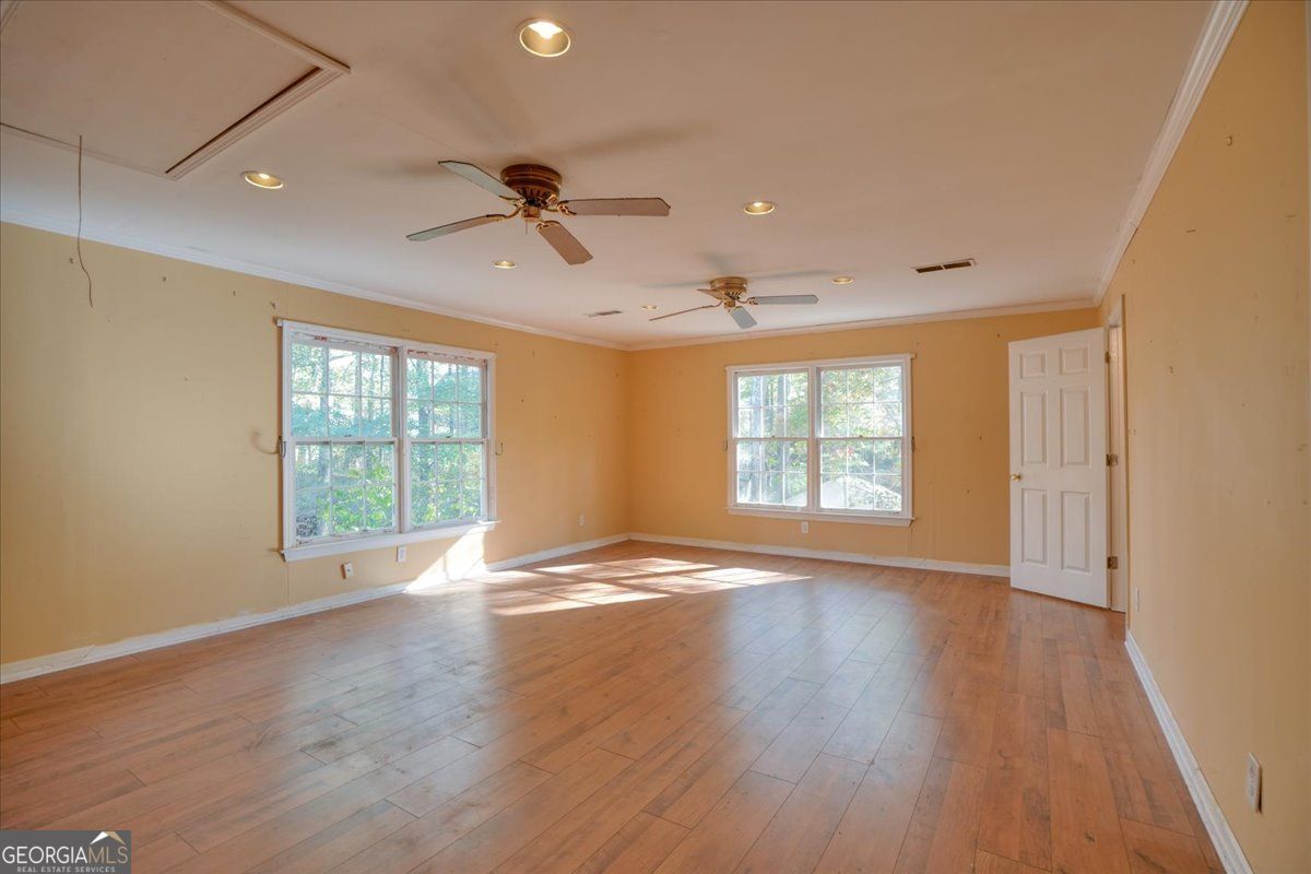 1274 Wynford Colony SW