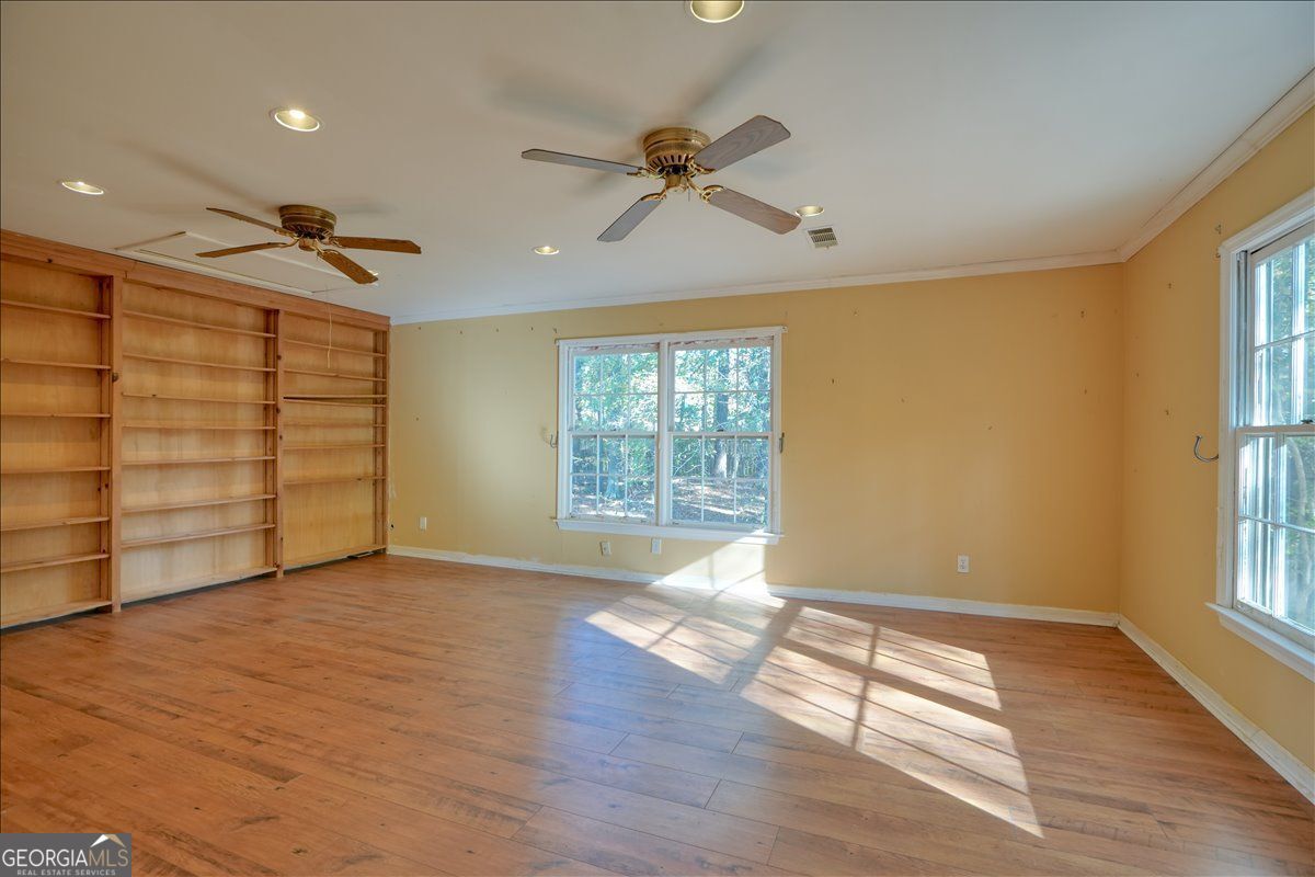 1274 Wynford Colony SW