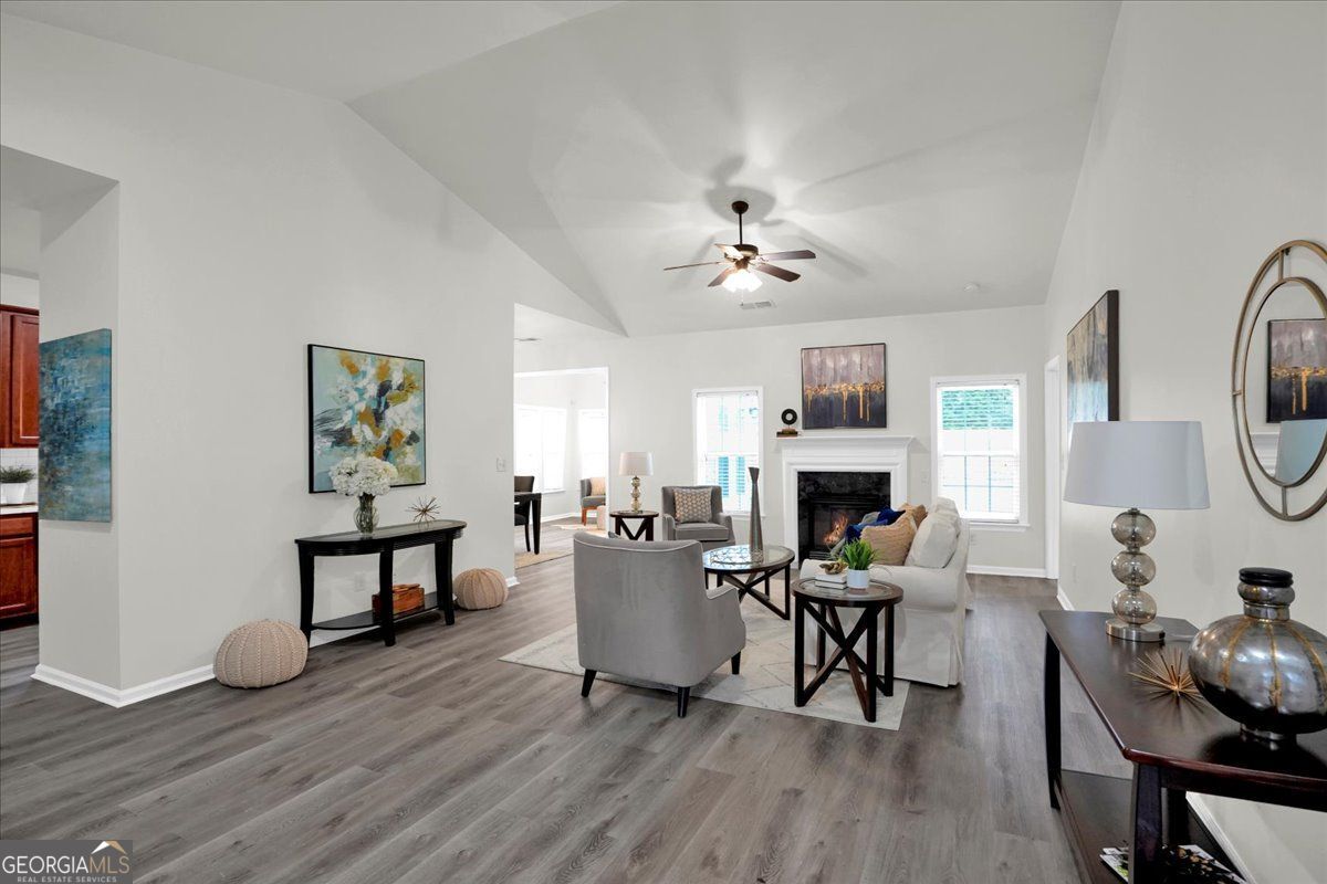 2418 Centennial Hill Way NW