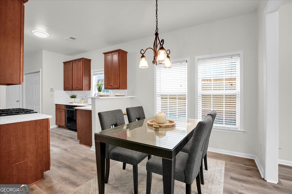 2418 Centennial Hill Way NW