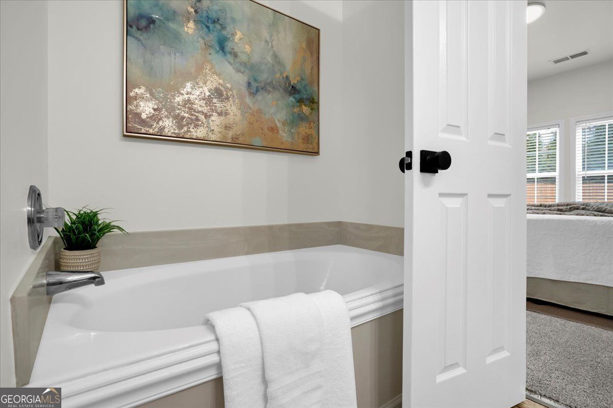 2418 Centennial Hill Way NW