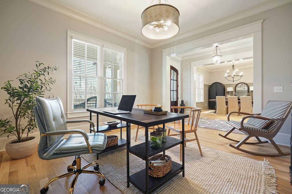 840 Greymont Circle NW