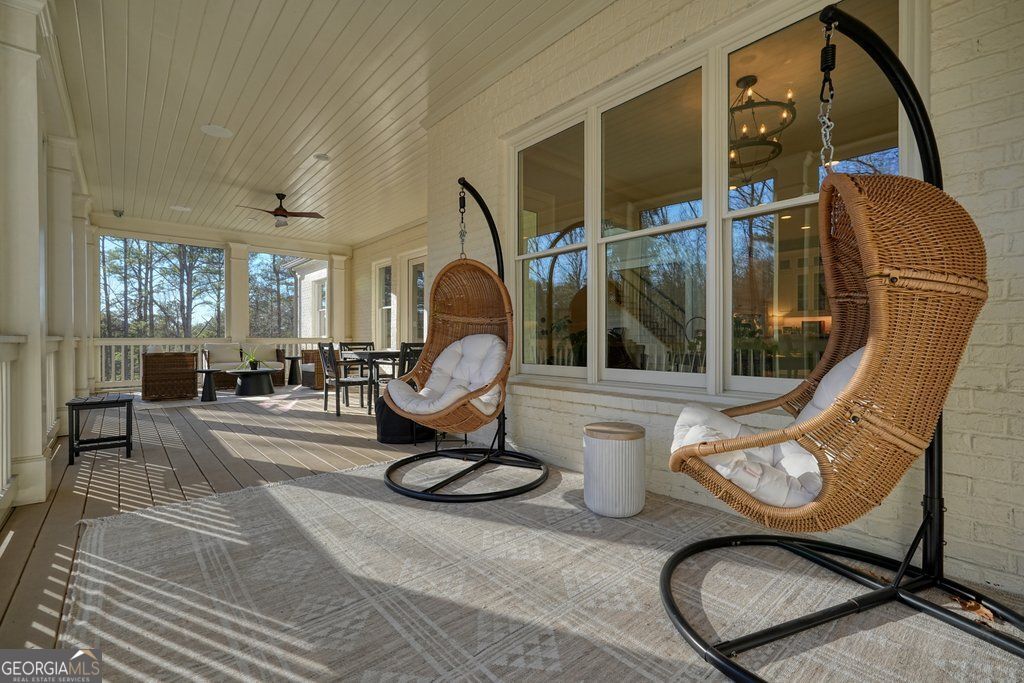 840 Greymont Circle NW