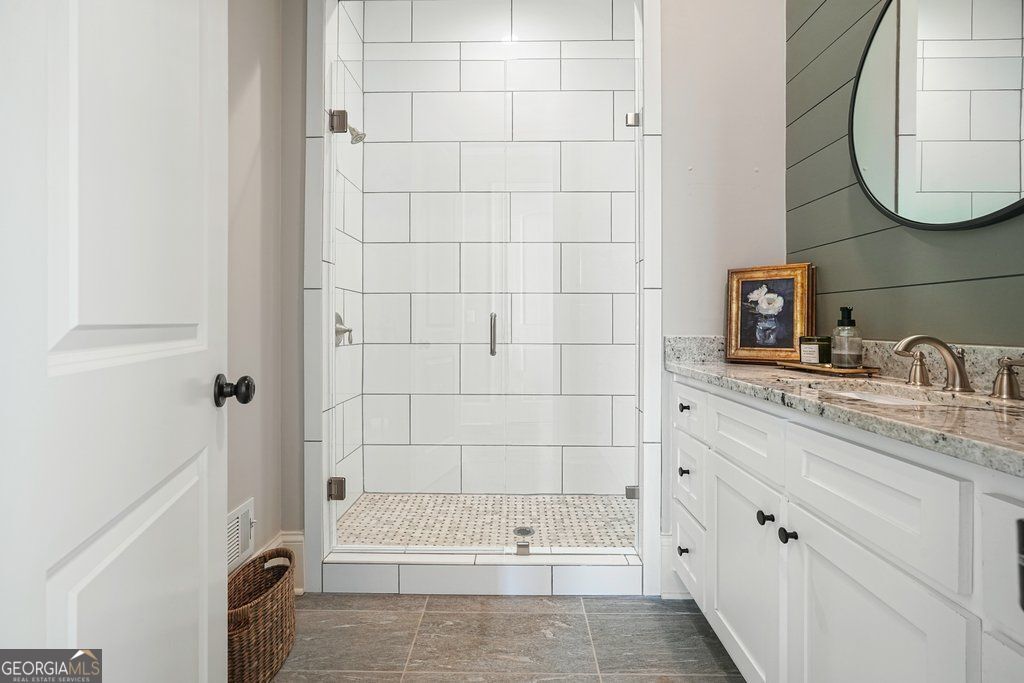 840 Greymont Circle NW