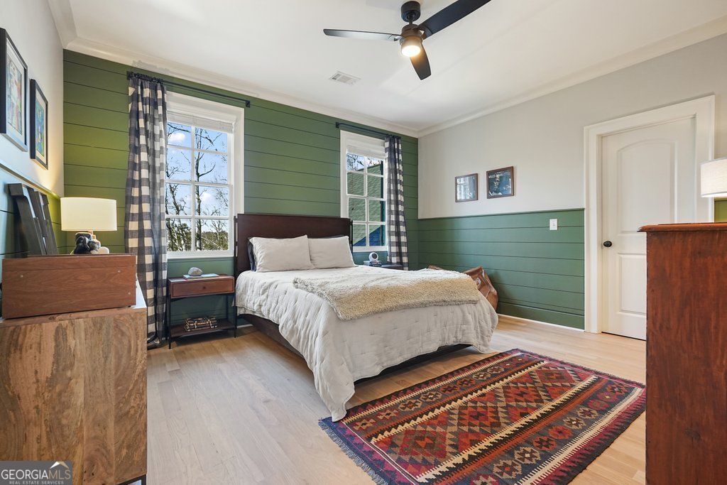 840 Greymont Circle NW