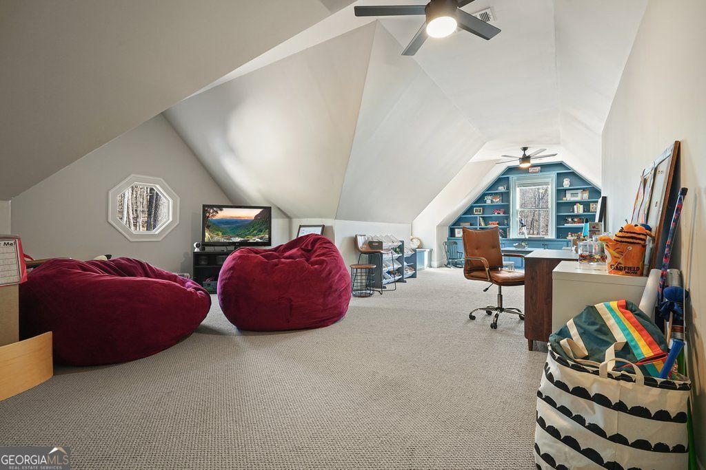 840 Greymont Circle NW