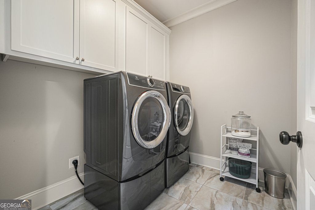 840 Greymont Circle NW