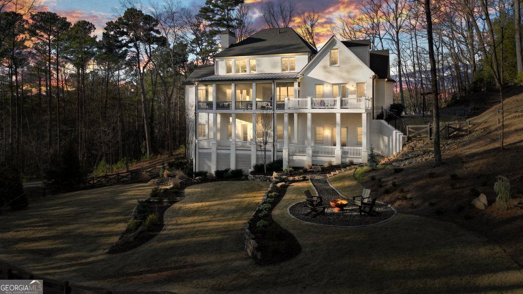 840 Greymont Circle NW