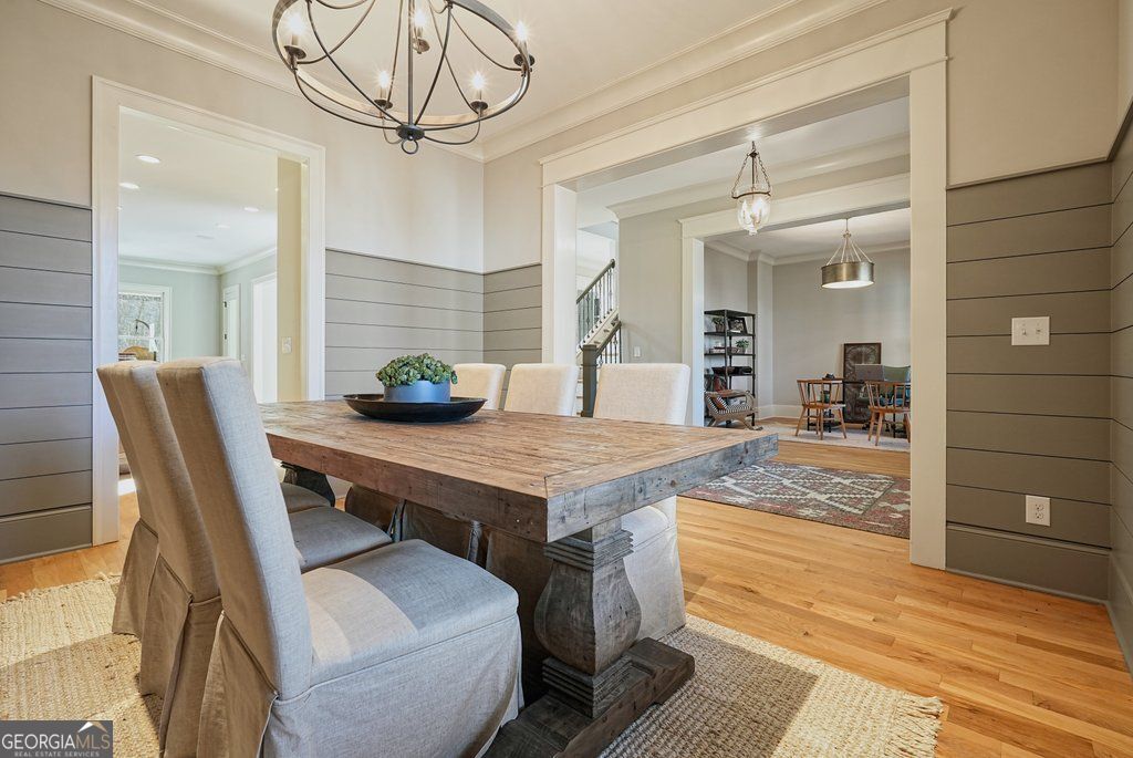 840 Greymont Circle NW