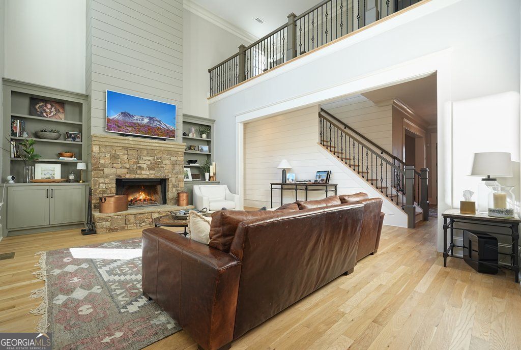 840 Greymont Circle NW