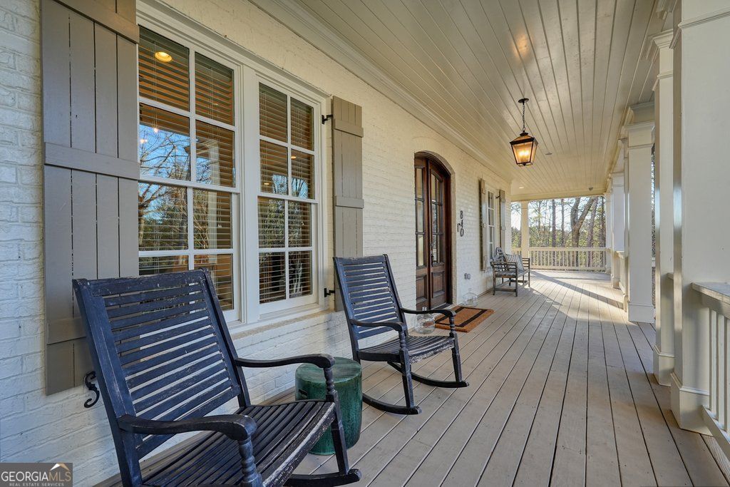 840 Greymont Circle NW