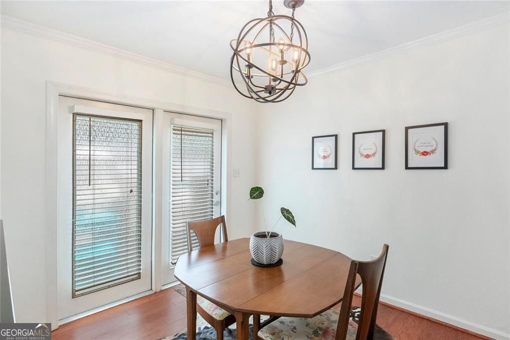 6940 Roswell Road # 16B