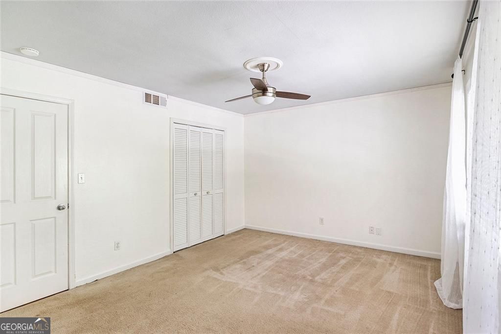 6940 Roswell Road # 16B