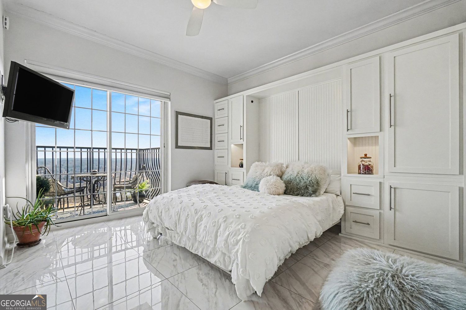 195 14th Street NE # 2806