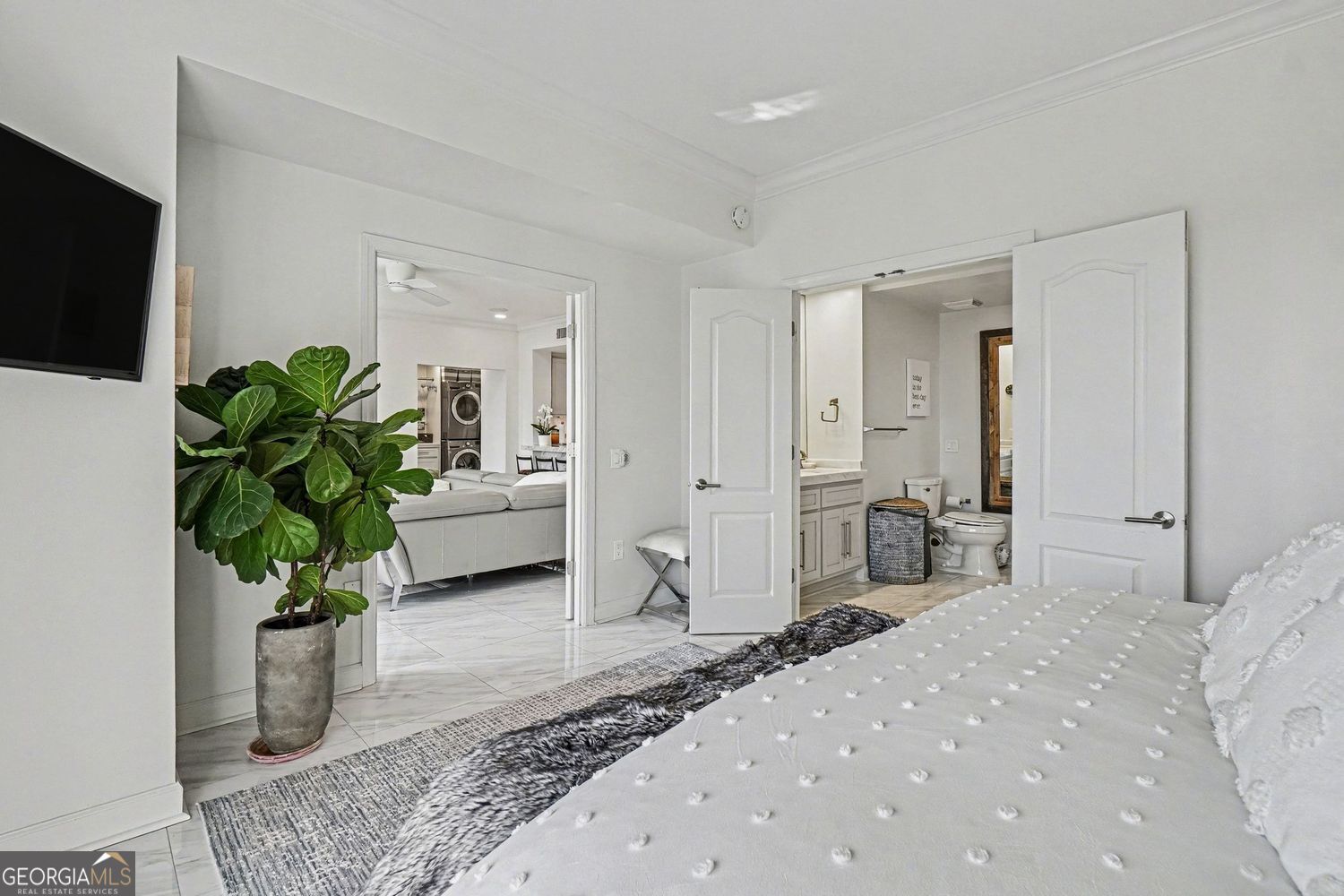 195 14th Street NE # 2806