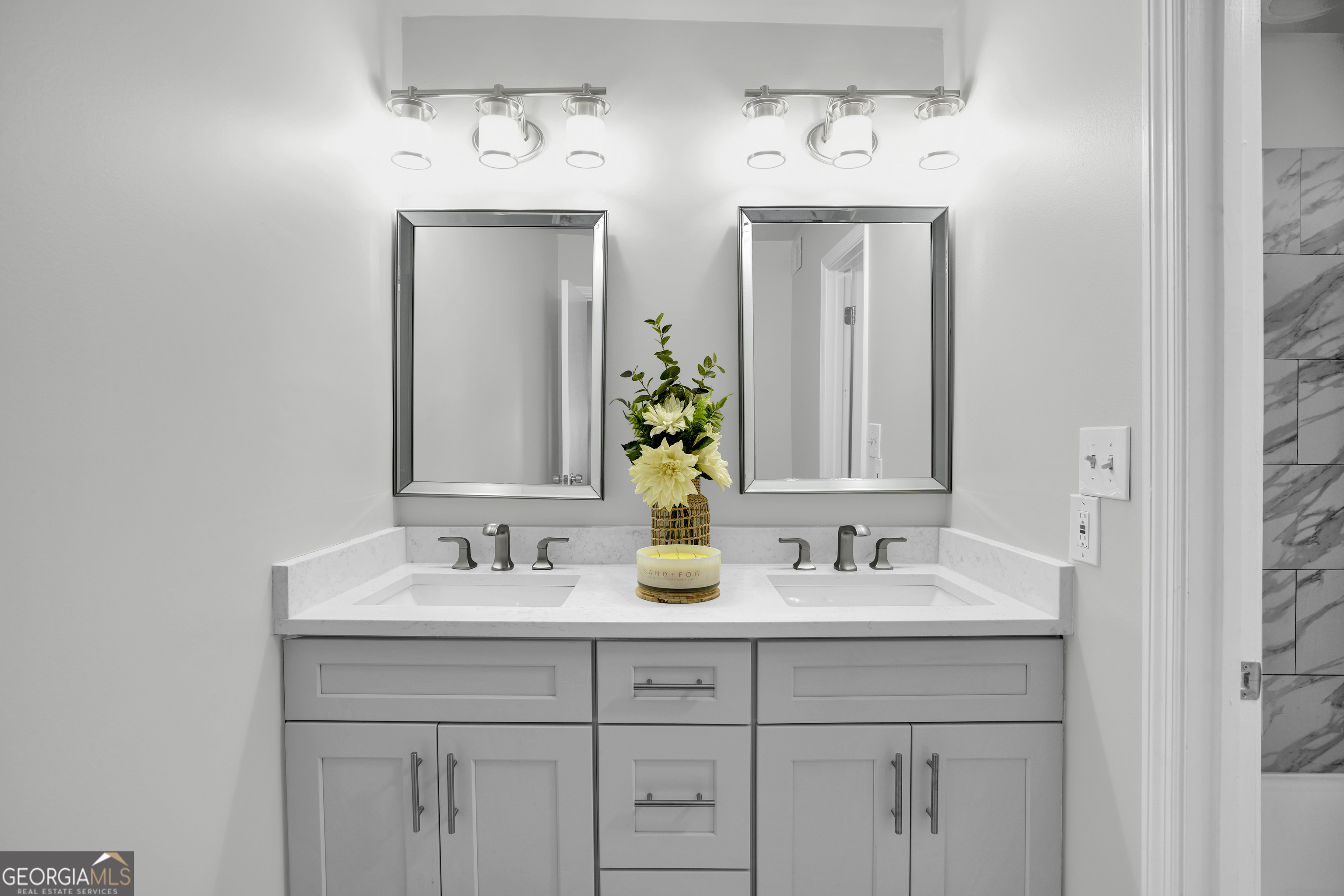 725 Dalrymple Road # I Unit: 8-I