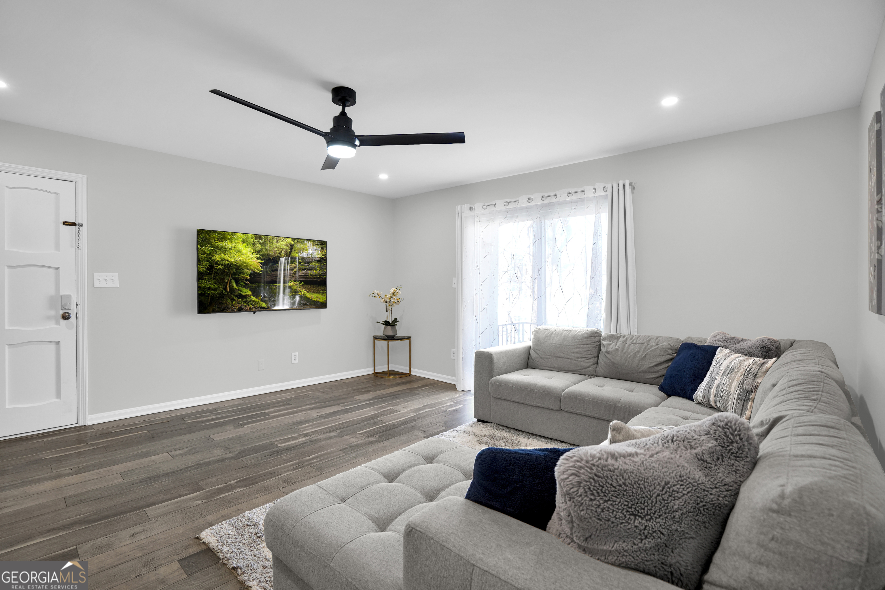 725 Dalrymple Road # I Unit: 8-I