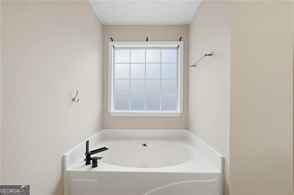 3408 Clubside Court NW