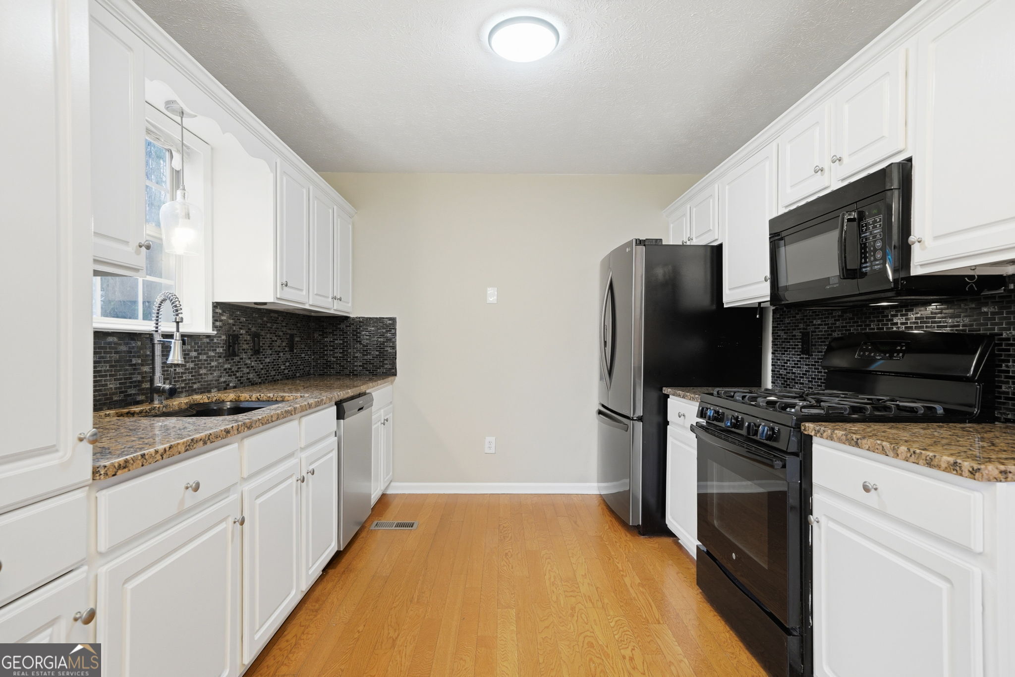 3408 Clubside Court NW