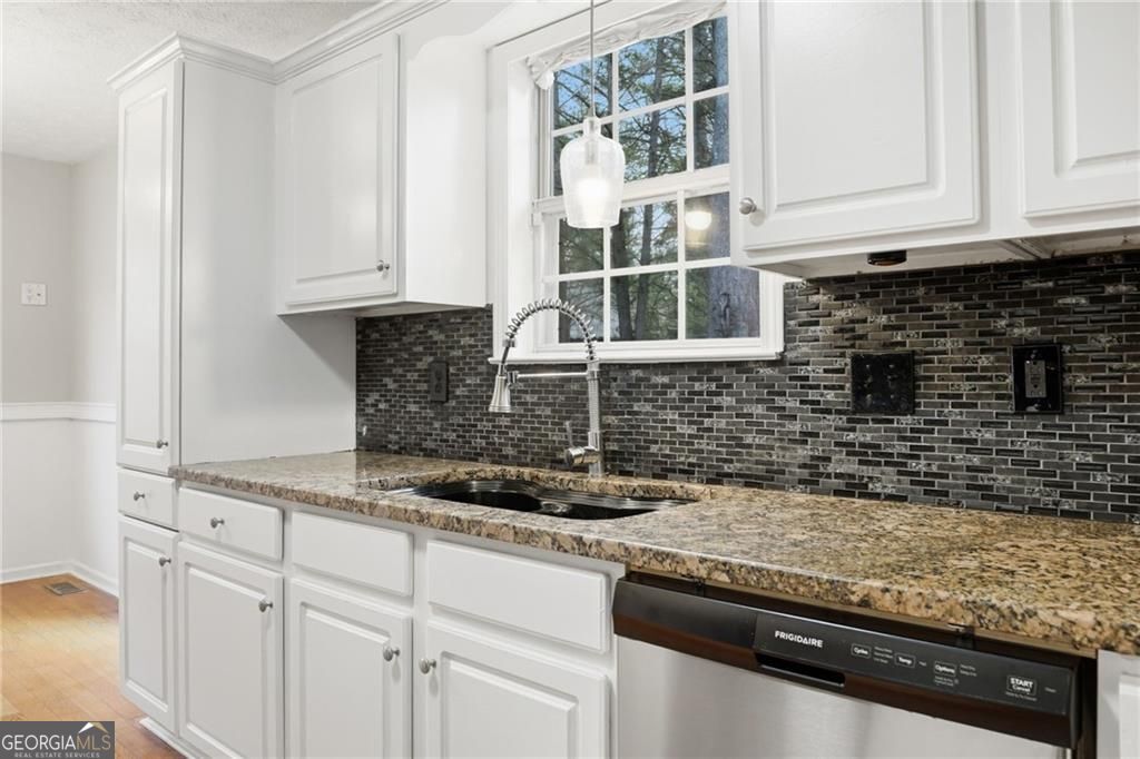 3408 Clubside Court NW