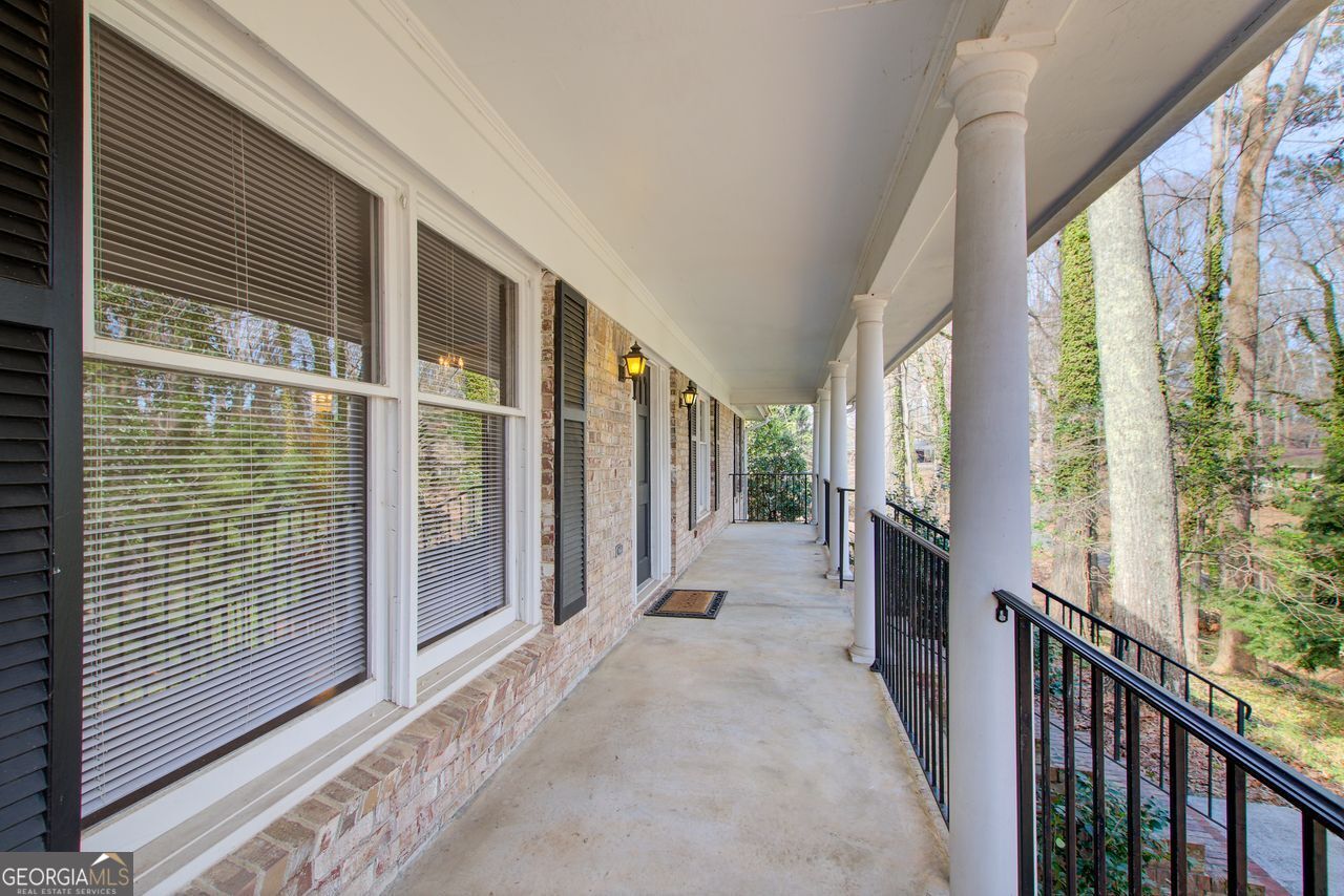 859 Candy Lane SW