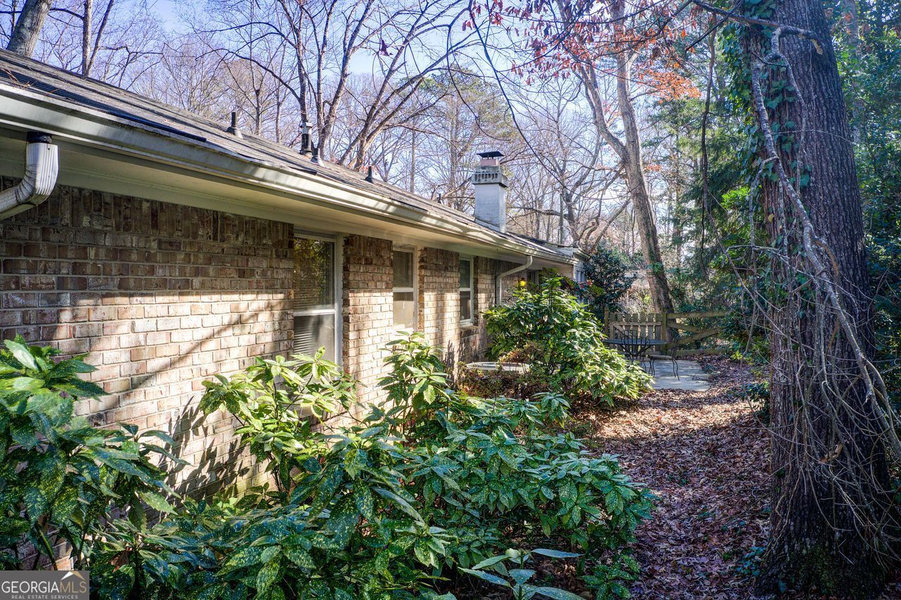 859 Candy Lane SW