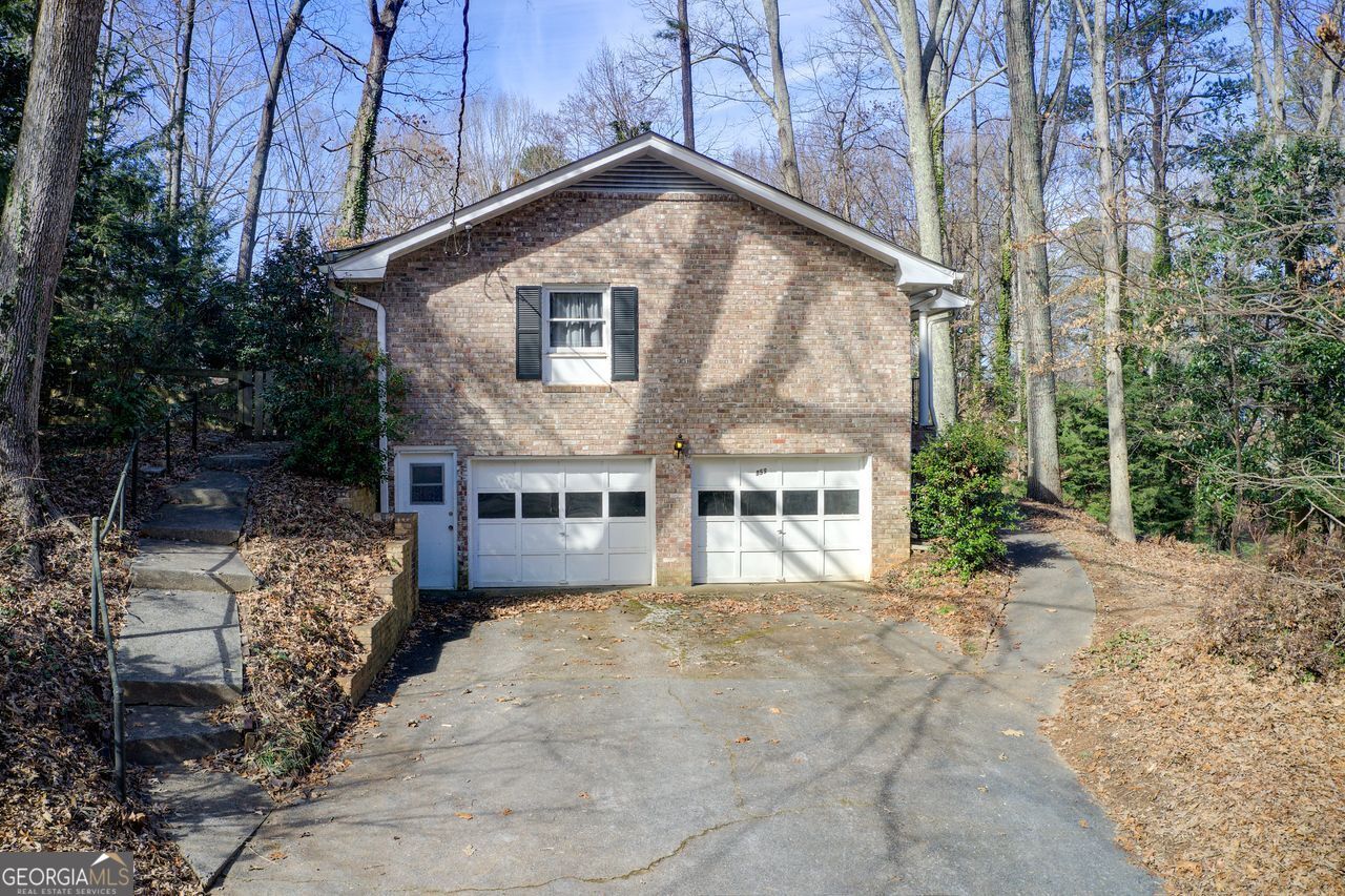 859 Candy Lane SW