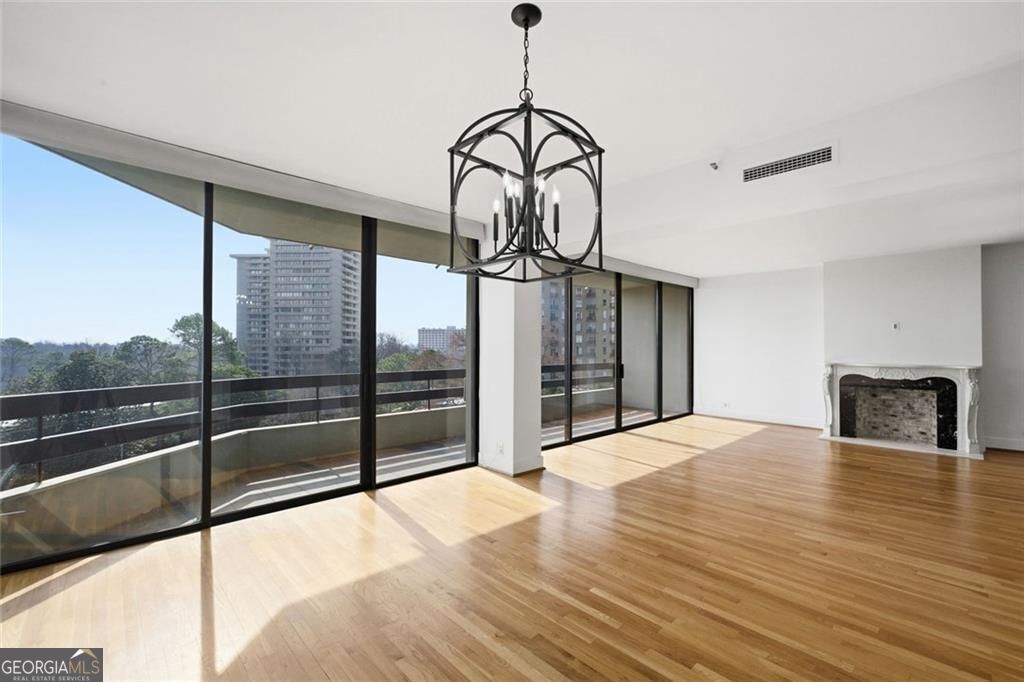 2660 Peachtree Road NW # 9G