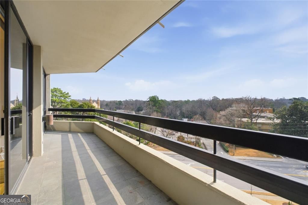 2660 Peachtree Road NW # 9G