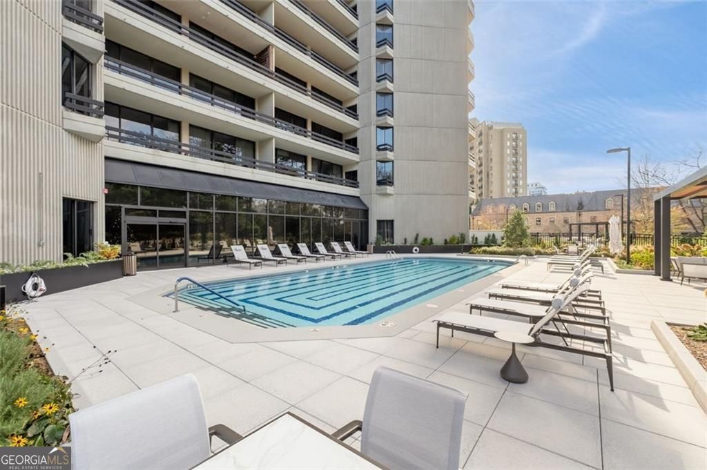 2660 Peachtree Road NW # 9G