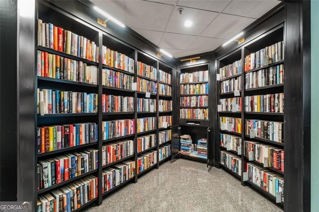 2660 Peachtree Road NW # 9G