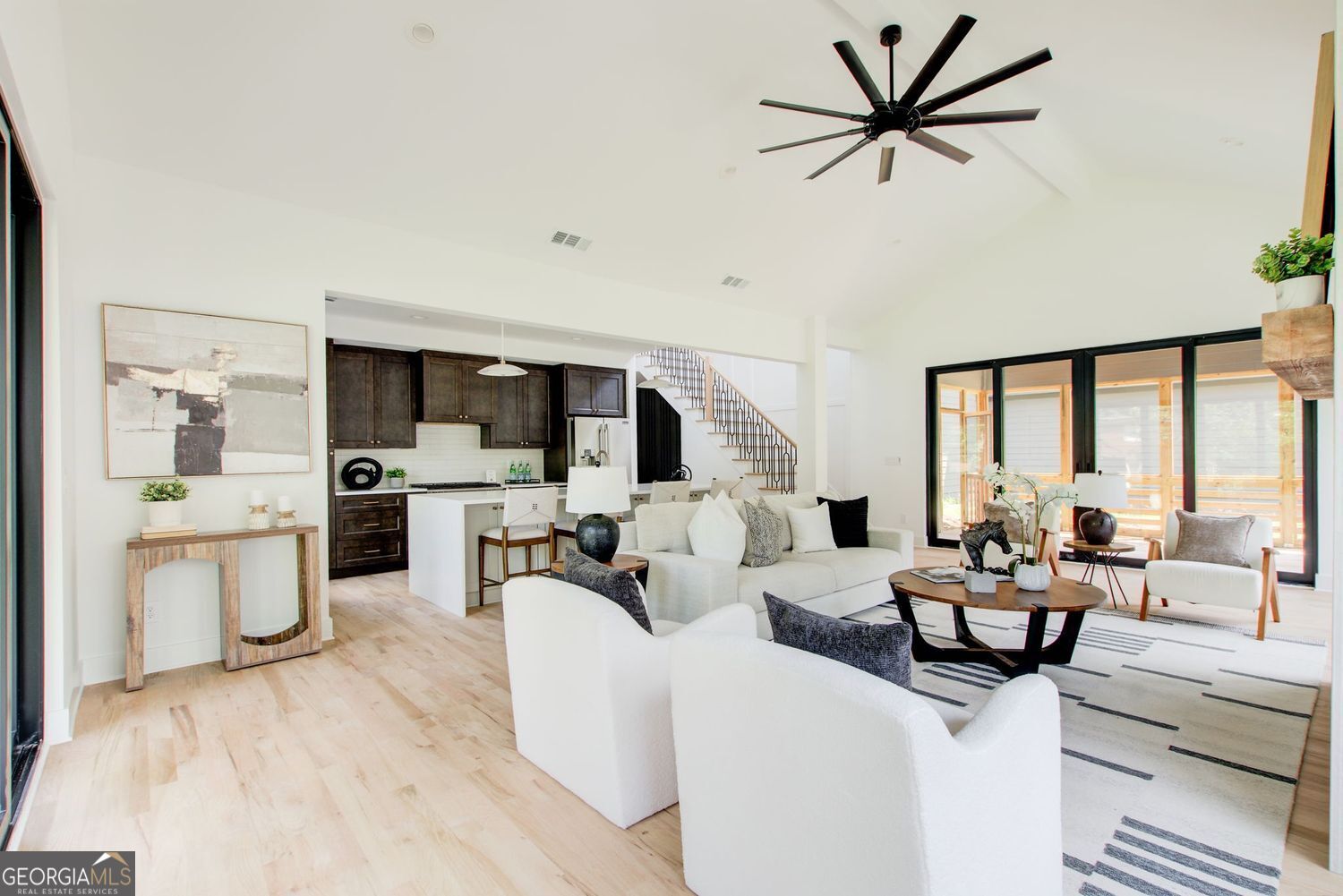 4065 Comanche Drive