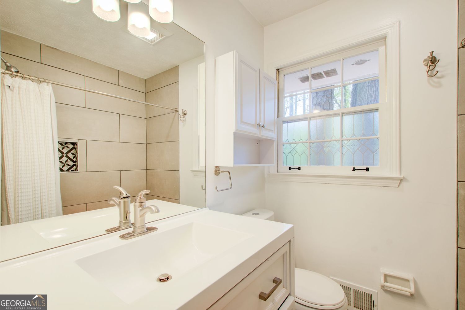 3553 Sandy Woods Lane