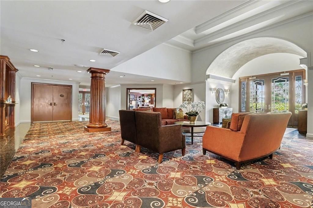 1735 Peachtree Street NE # 216