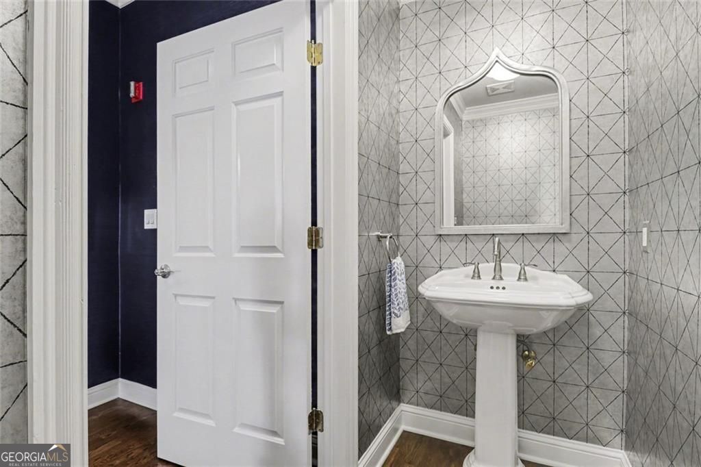 1735 Peachtree Street NE # 216