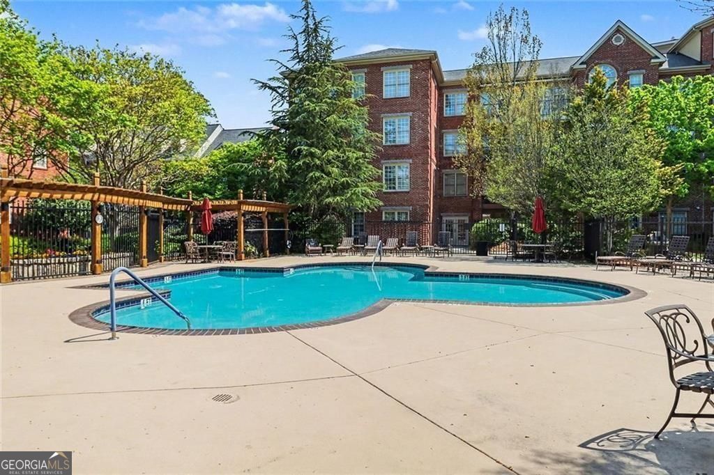 1735 Peachtree Street NE # 216