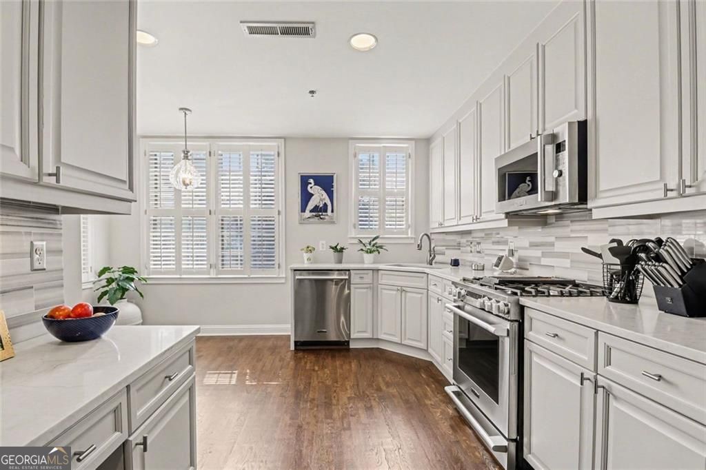 1735 Peachtree Street NE # 216