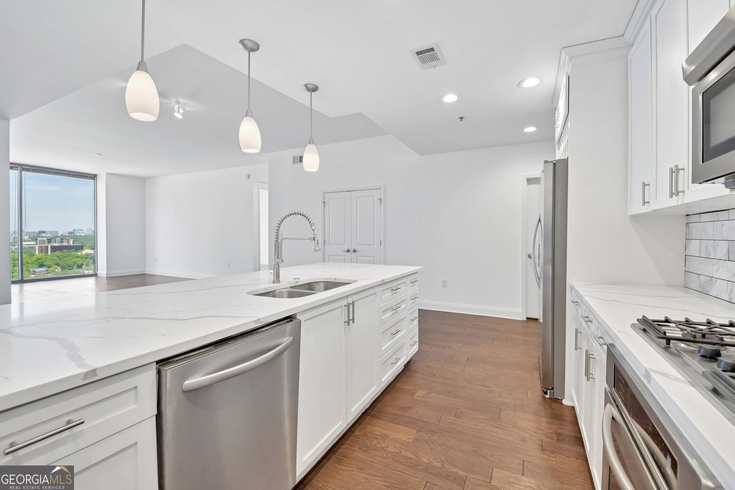 270 17th Street NW # 2010