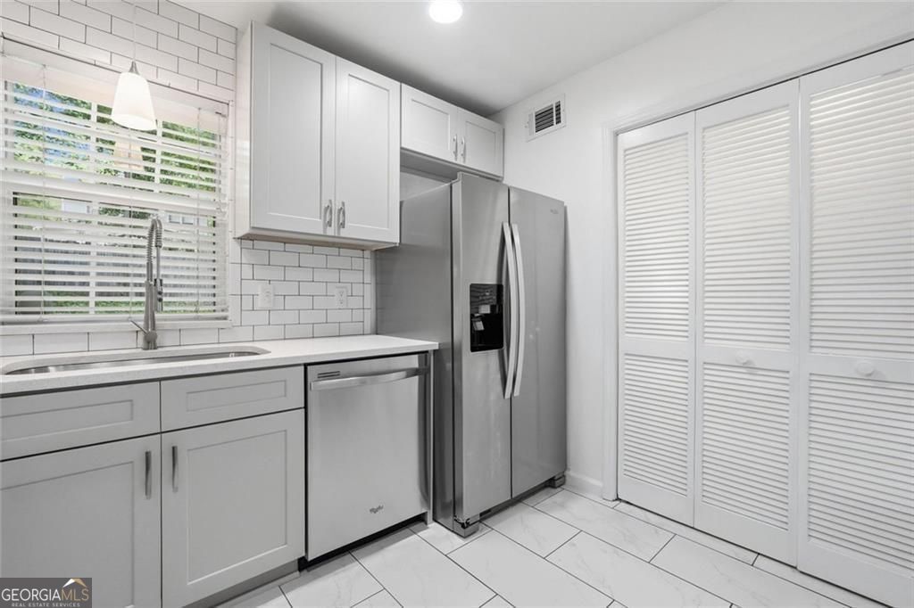 1148 Haven Brook Place