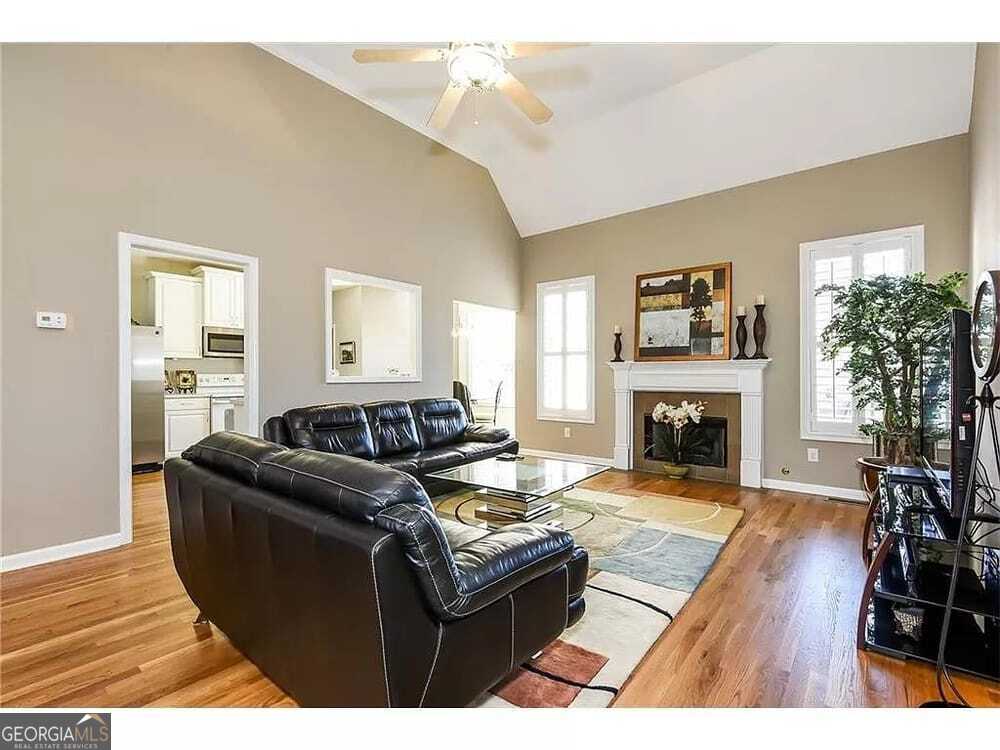 2479 Sandstone Place