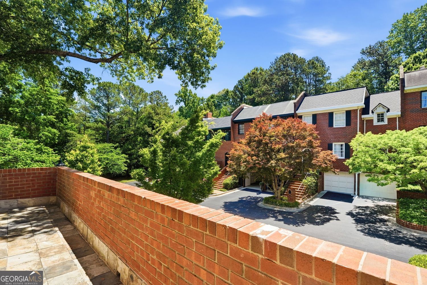 425 Jefferson Circle NE
