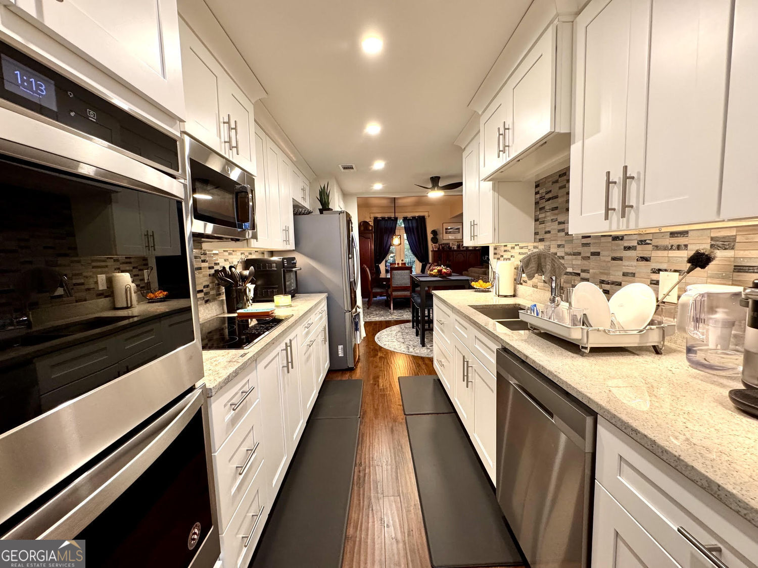 17 Willow Glen NE