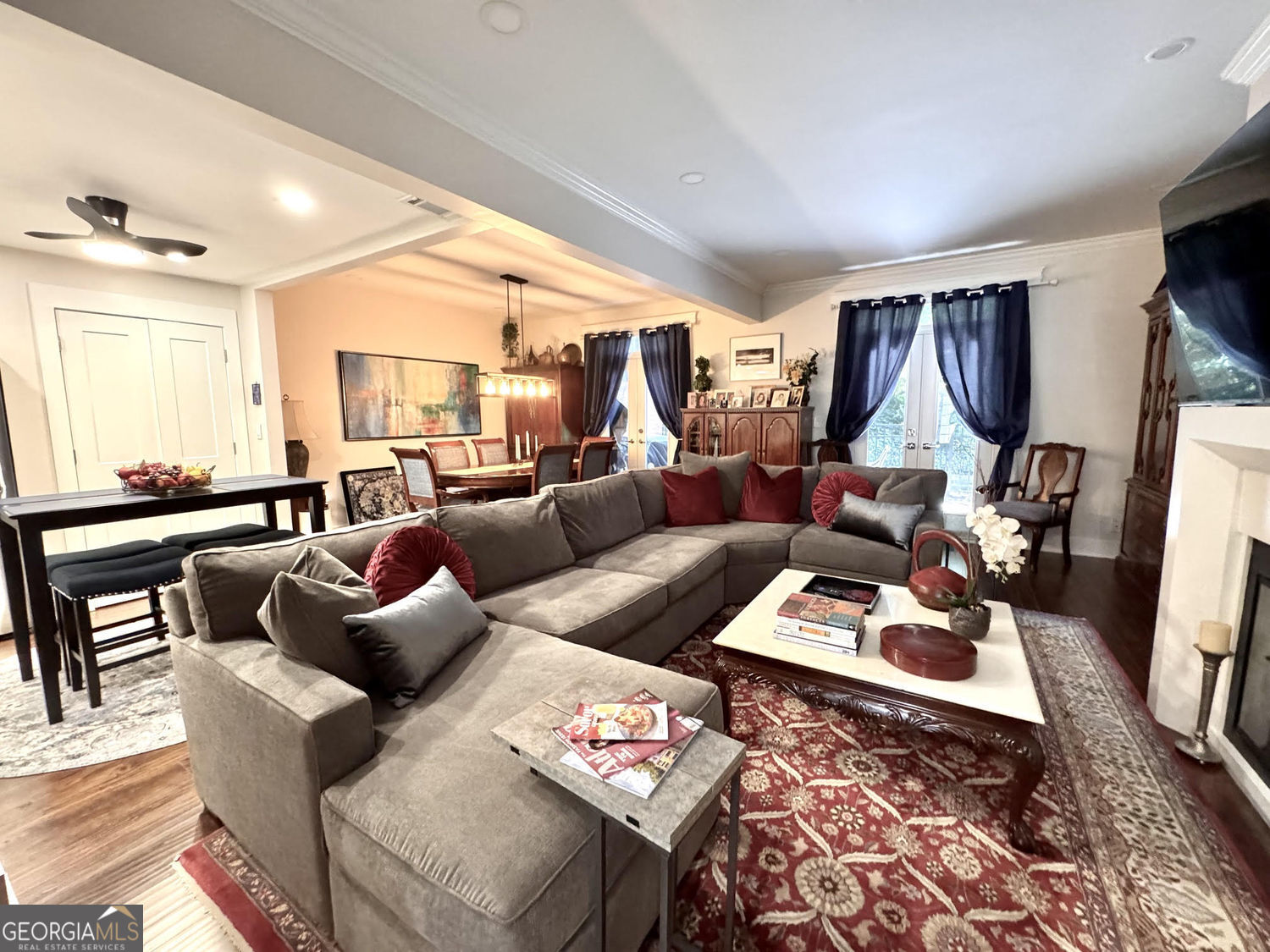 17 Willow Glen NE