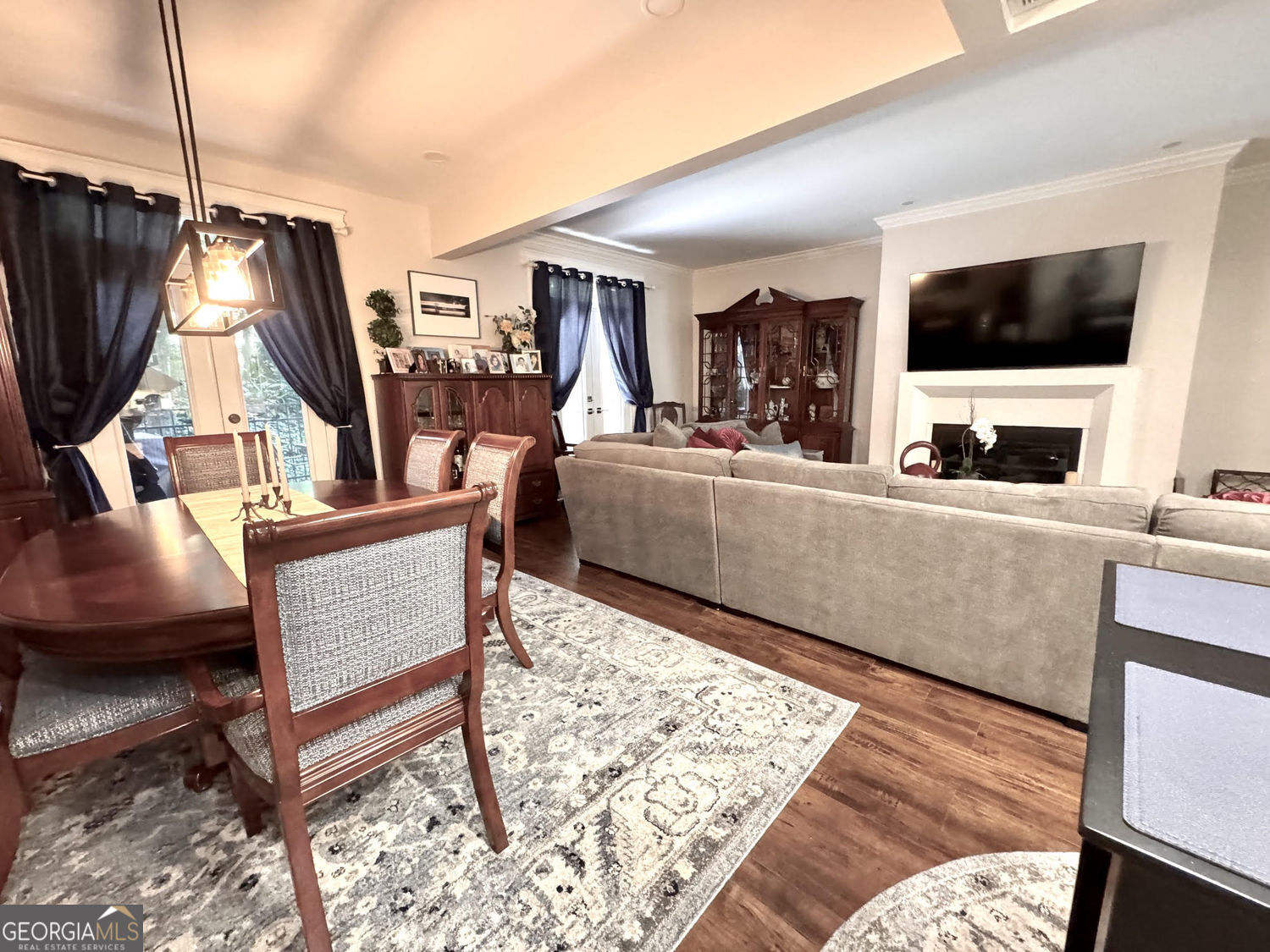 17 Willow Glen NE